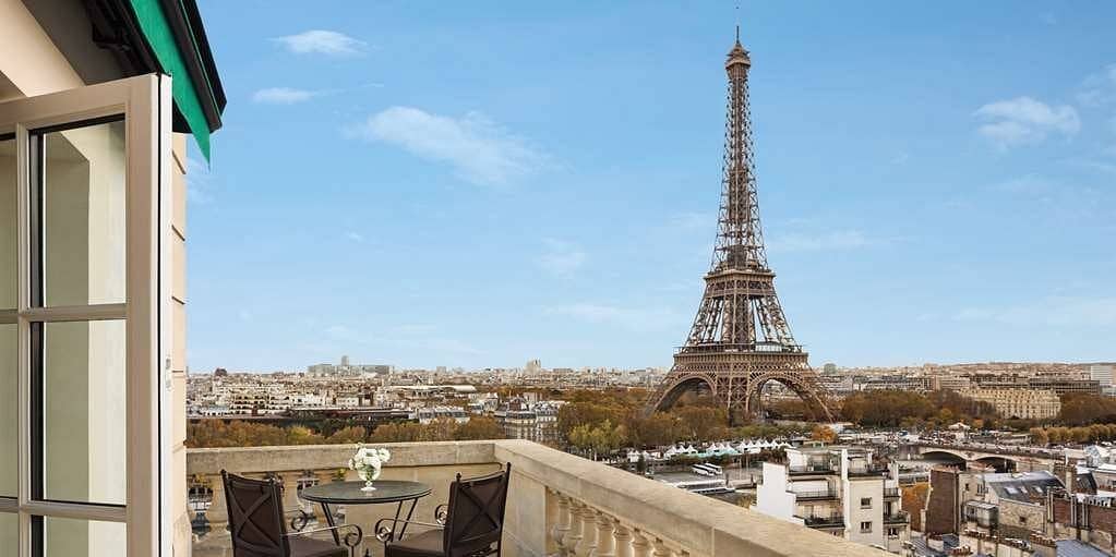 Hotel de luxe à Paris avec vue sur la Tour Eiffel